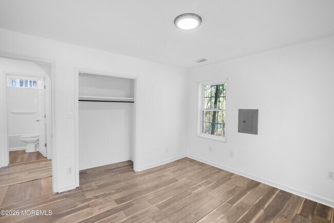 Foto del edificio - 28 Oak Ln