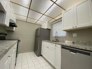 Building Photo - 2050 N Congress Ave