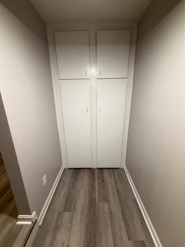 Foto del edificio - 406 N Broadway