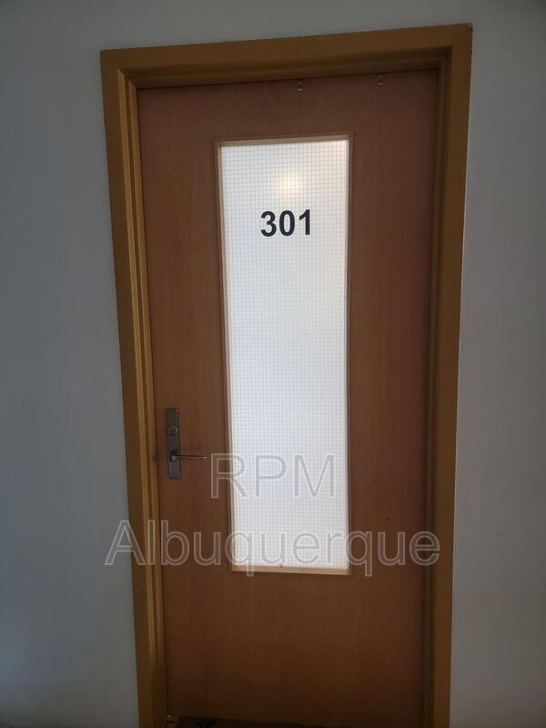 Foto del edificio - 219 Central Ave NW
