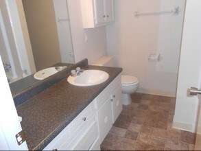 Bathroom Sinks Jackson Ms towne hill apartments rentals - jackson, ms | apartments Bathroom Sinks Jackson Ms towne hill apartments rentals - jackson, ms | apartments