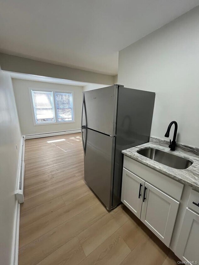 Foto principal - 98 E Market St