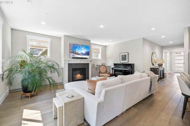Foto del edificio - 1741 NE Pecan Ln