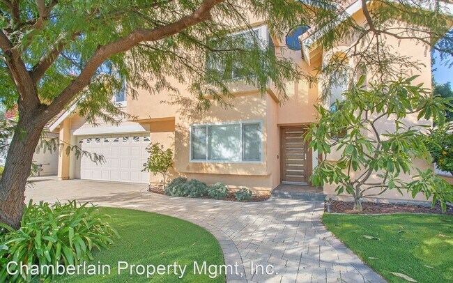 Building Photo - 4 br, 2.5 bath House - 1504 Valleda Lane