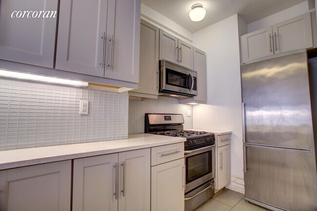 Foto del edificio - 785 West End Ave