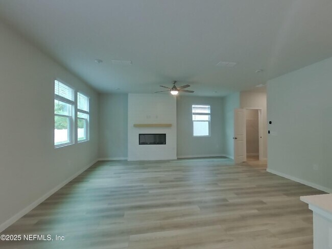 Foto del edificio - 14918 Macadamia Ln