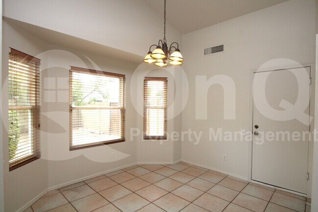 Building Photo - 311 S Rita Ln