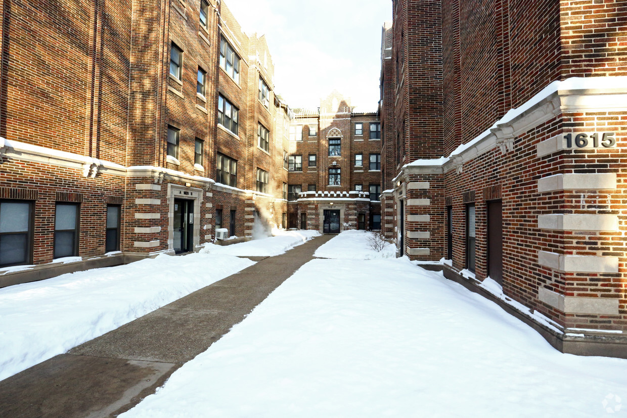 Building Photo - Jorge Hernandez Apartments