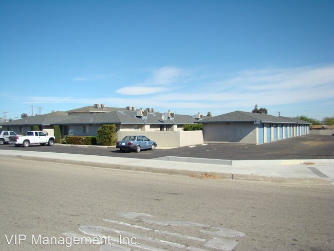 Building Photo - 15682 Bear Valley Rd