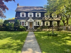 Building Photo - 29 Willetts Rd