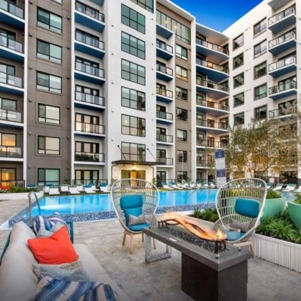 221TH210 NE Ivanhoe Blvd, Orlando, FL 32804 Townhome Rentals in