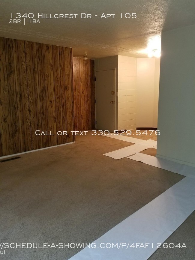 Building Photo - 1340 Hillcrest Dr