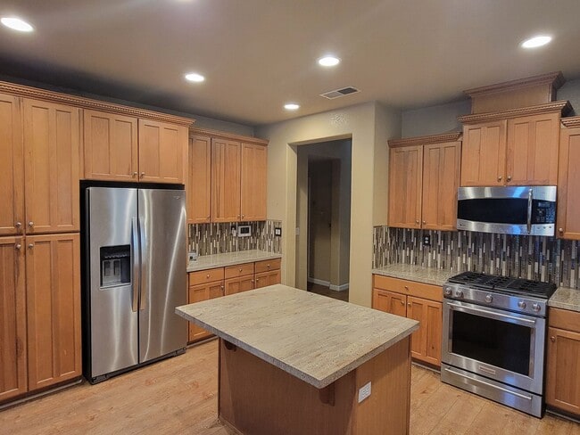 Photo - 3509 Silverwood Rd House