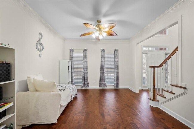 Foto del edificio - 3010 Lakeside Ct
