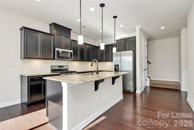 Foto del edificio - 5688 Garrow Glen Rd