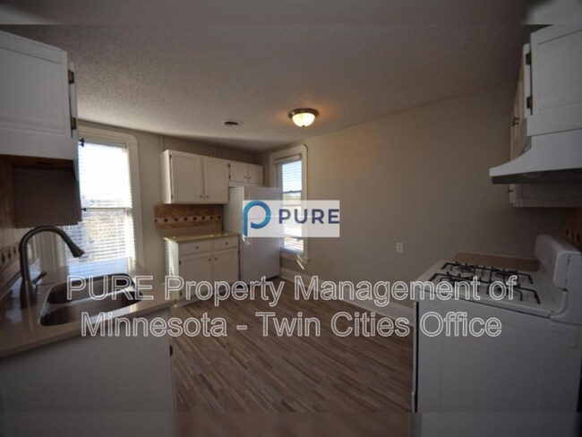 Foto del edificio - 3600 Bloomington Ave
