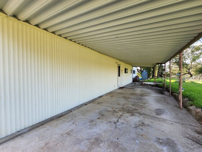 Foto del edificio - Penngrove Mobile Home on a Country Property