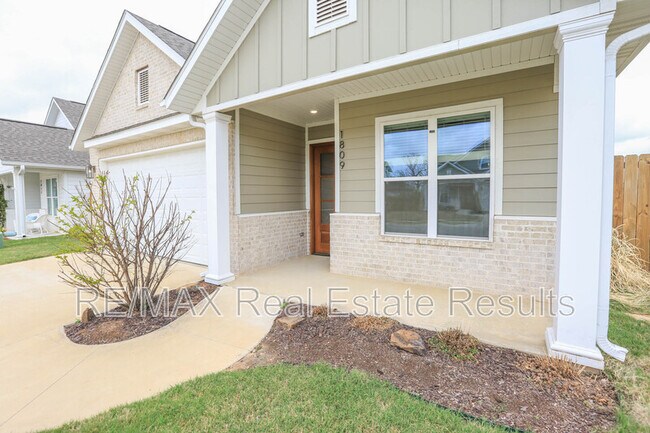Foto del edificio - 1809 W Saddlebrook Ln