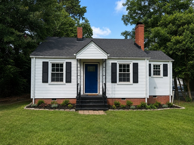 Photo - 10 W Wilburn Ave (Greenville, SC) House