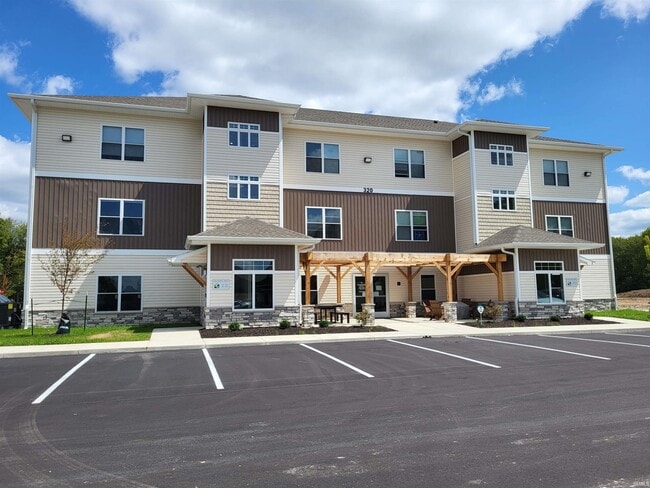 Building Photo - 320 Chapel Dr
