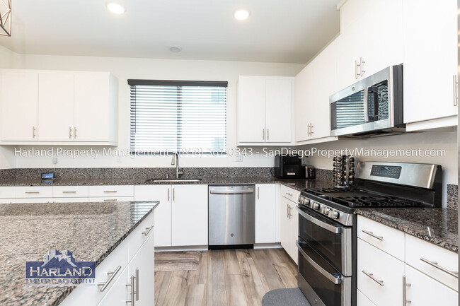 Foto del edificio - 5470 Seacliff Pl
