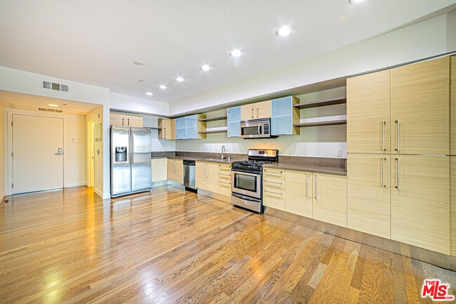 Foto del edificio - 1234 Wilshire Blvd