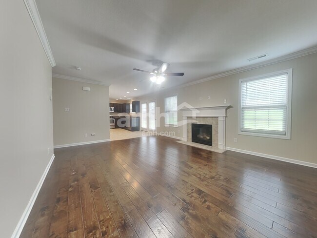 Building Photo - 7315 Redwing Lane