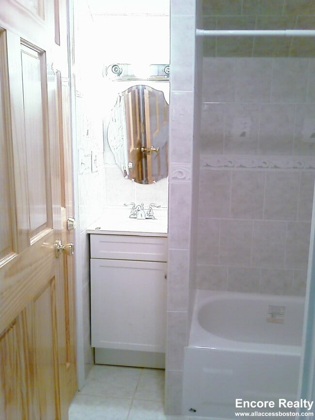 Building Photo - 1778 Commonwealth Ave