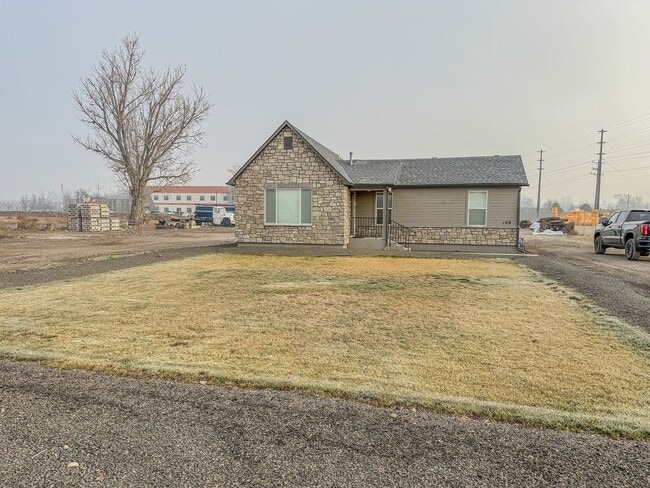 Foto del edificio - Cozy Single-Family Home with large yard in Caldwell