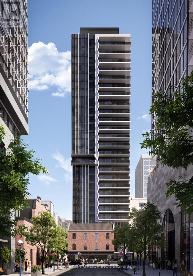 Building Photo - 771 Yonge St