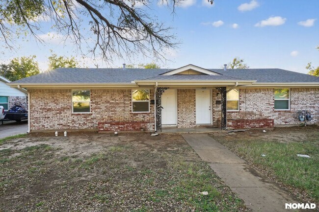 Foto del edificio - 2510 Normont Cir