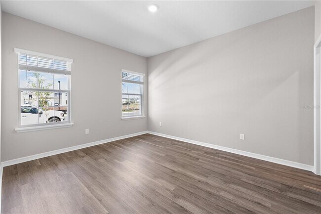 Foto del edificio - 551 Windy Willow Wy
