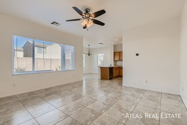 Foto del edificio - 2692 Niddrie Ave