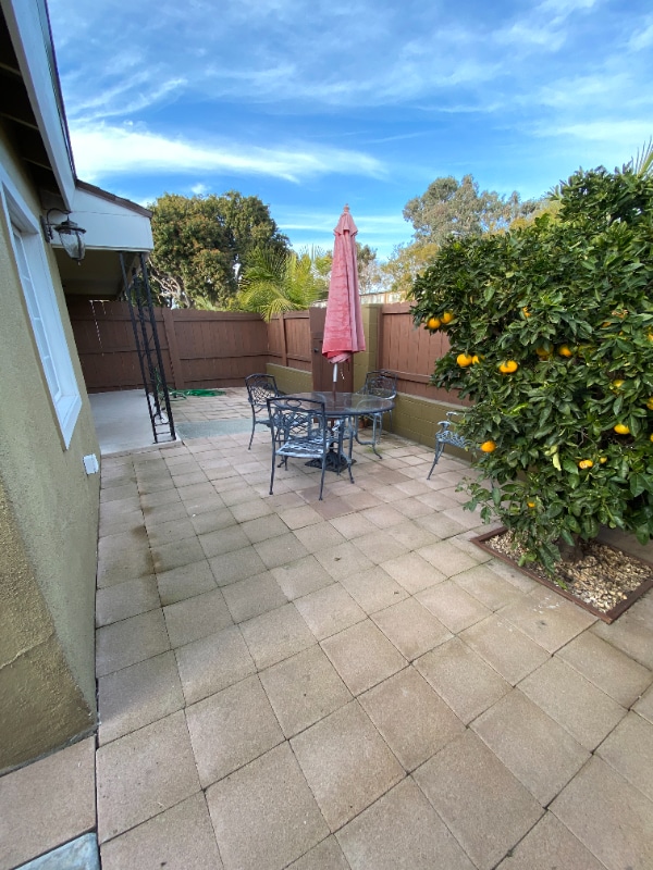Foto del edificio - 3320-3322 Clairemont Dr