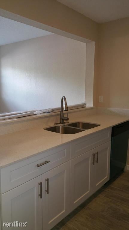 Foto del edificio - 1701 NW 13th St