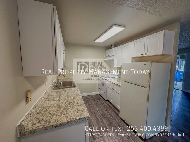 Foto del edificio - 1414 Josephine Ct SE