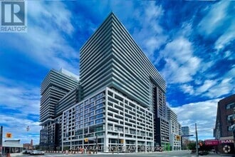 Building Photo - 135-1135 Lower Sherbourne St