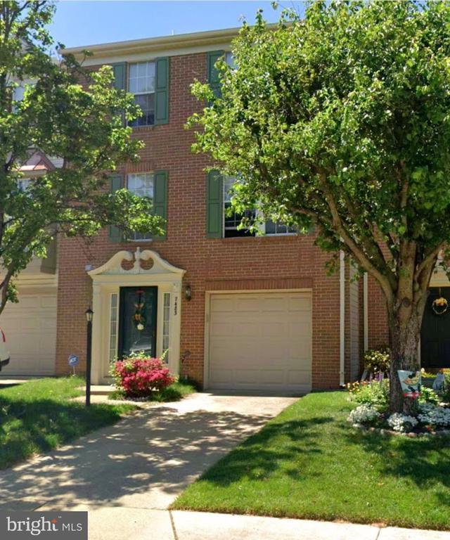 Building Photo - 7483 Gadsby Square