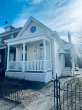 Building Photo - 219 W 15th St