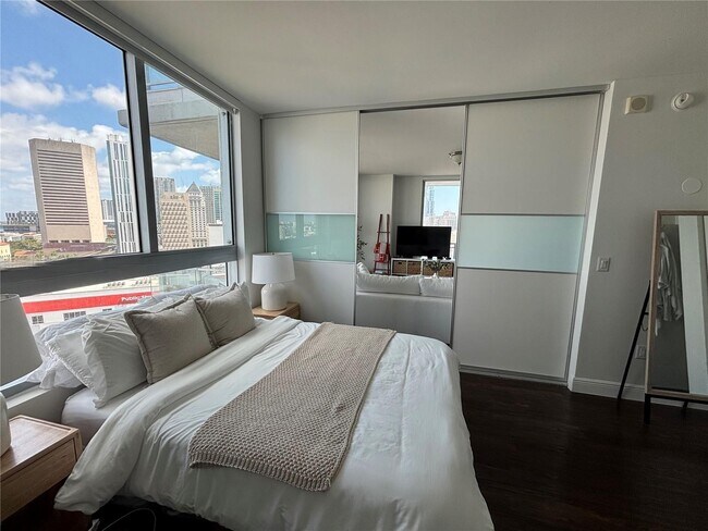 Foto del edificio - 90 SW 3rd St