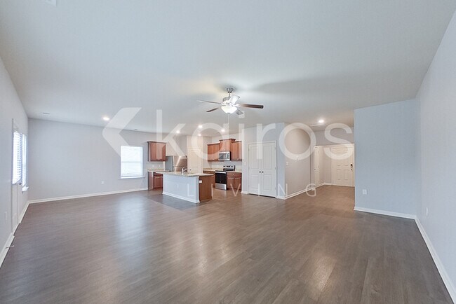 Foto del edificio - 1056 Pilgrim Ln