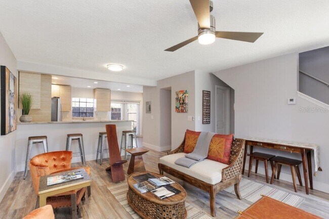 Building Photo - 3254 Oak Lake Pl