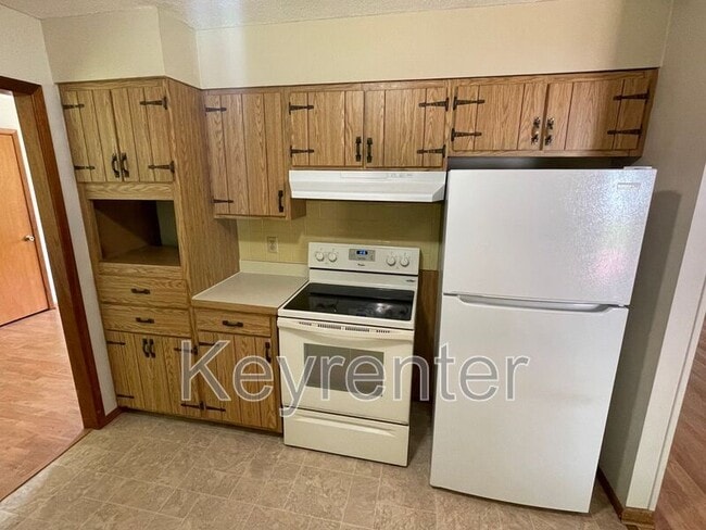 Building Photo - 12109 W Kingsgate Rd