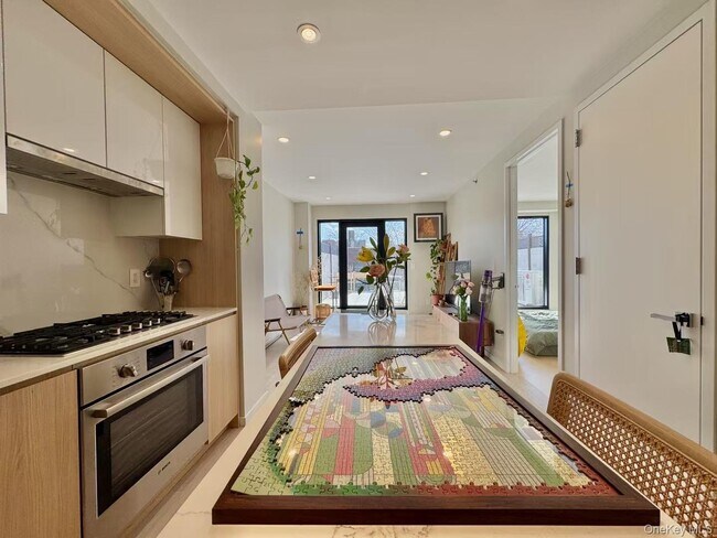 Foto del edificio - 40-22 61st St