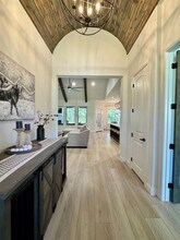 Building Photo - 412 Lake Arbor Dr Building Photo - 412 Lake Arbor Dr