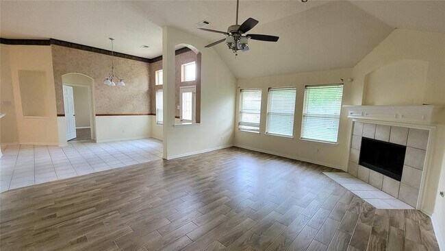 Building Photo - 14914 Appaloosa Ave