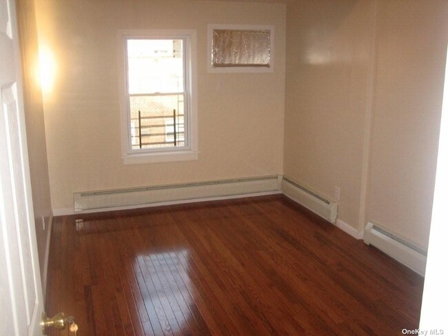 Building Photo - 4453 Barnes Ave
