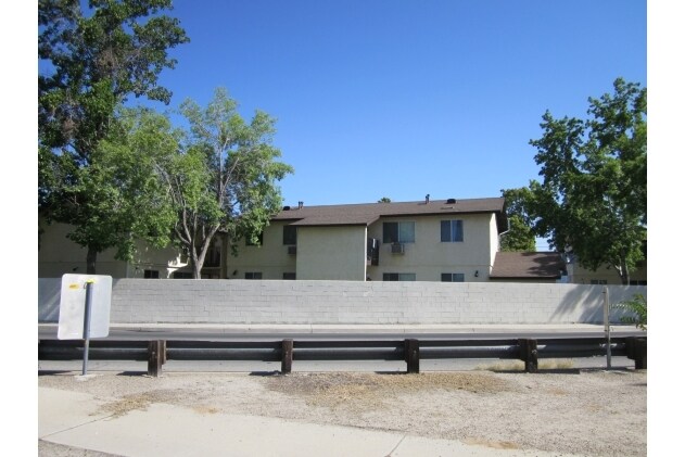 Foto del edificio - 1420 Monterey St