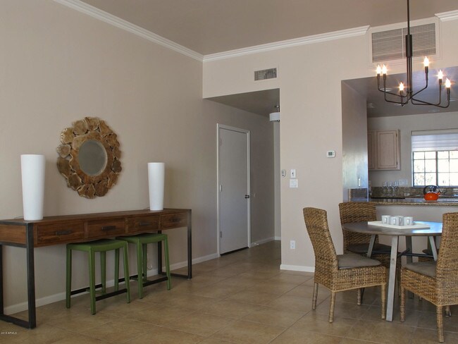 Foto del edificio - 7432 E Carefree Dr