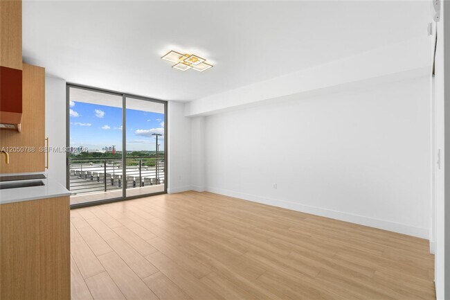 Foto del edificio - 90 NE 32nd St